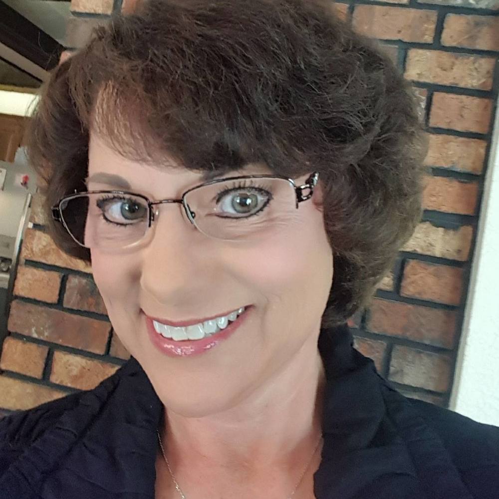Meet your Posher, Donna